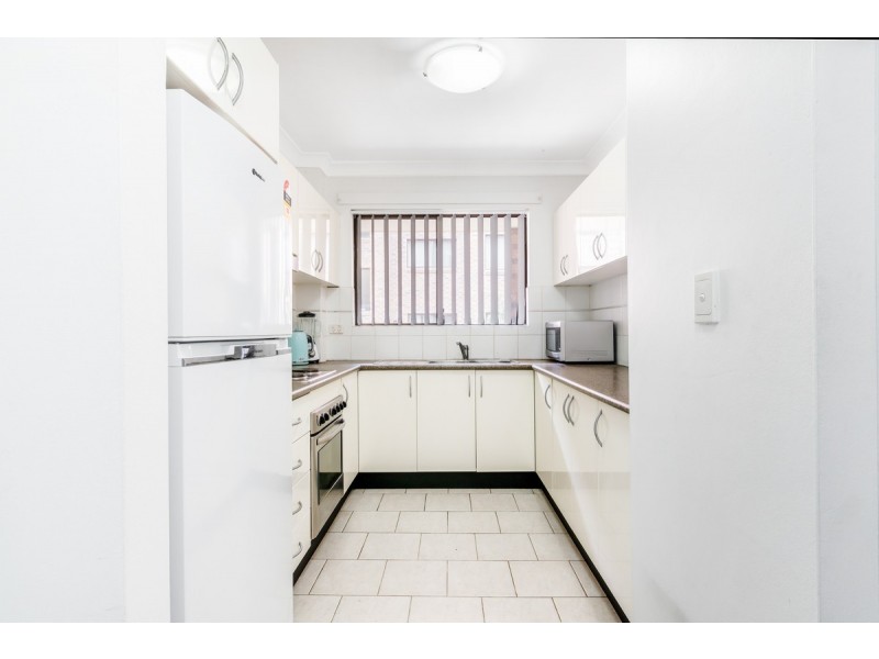 11/227 Targo Road, Girraween NSW 2145