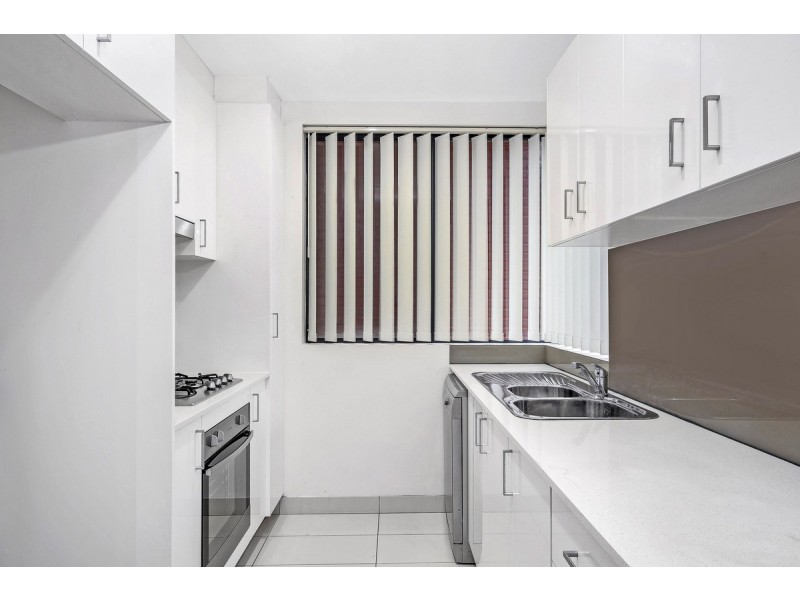 13/3-5 Linden Street, Toongabbie NSW 2146