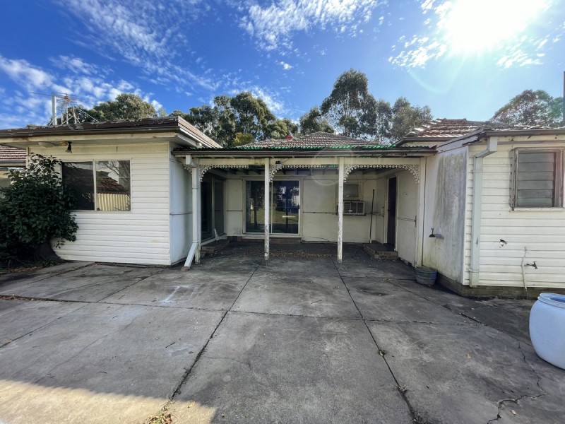 23 Junia Avenue, Toongabbie NSW 2146