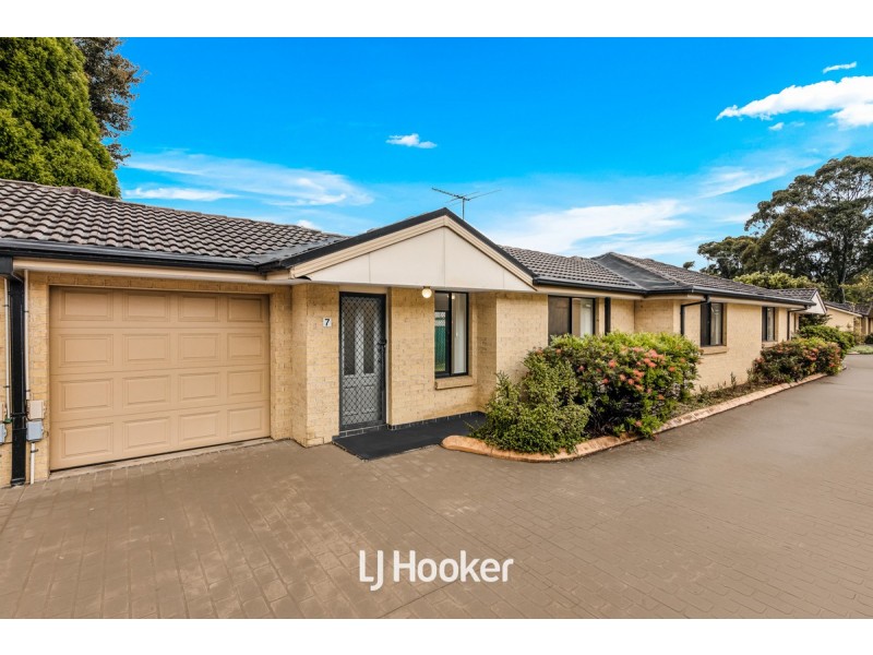 7/6 Dallas Place, Toongabbie NSW 2146