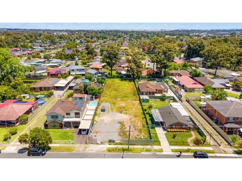 40 Reynolds Street, Toongabbie NSW 2146