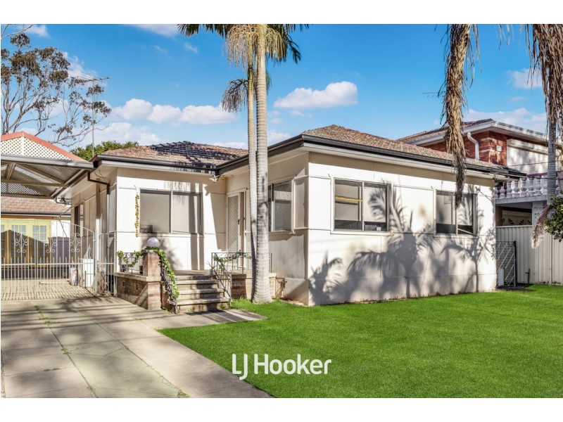 19 Junia Avenue, Toongabbie NSW 2146