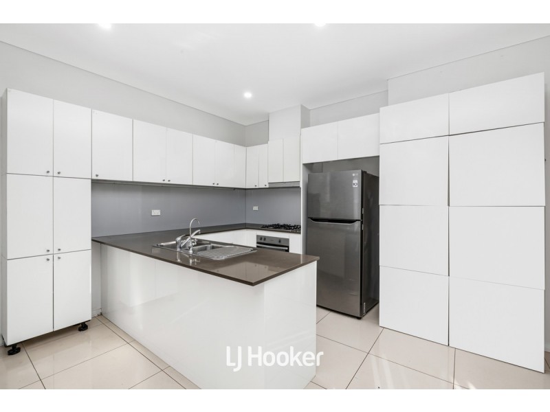 11/15-19 Toongabbie Road, Toongabbie NSW 2146