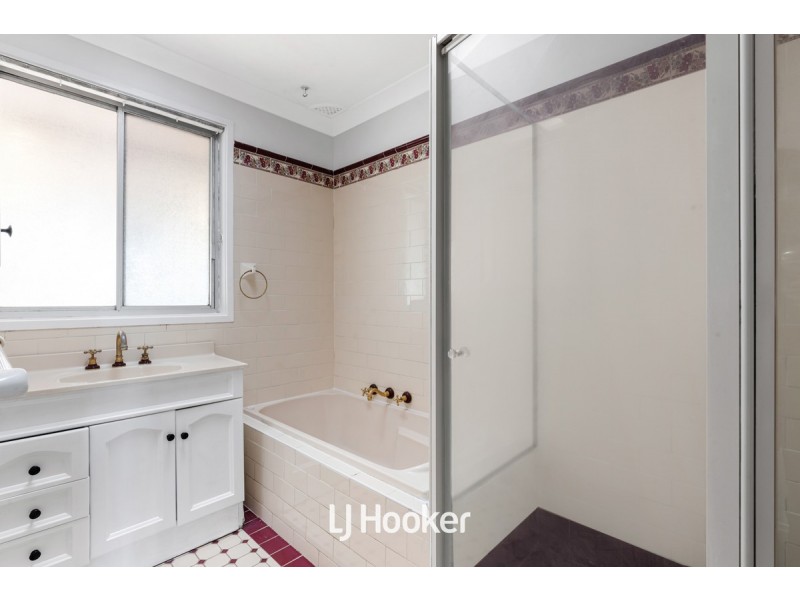 2 Tucks Road, Toongabbie NSW 2146