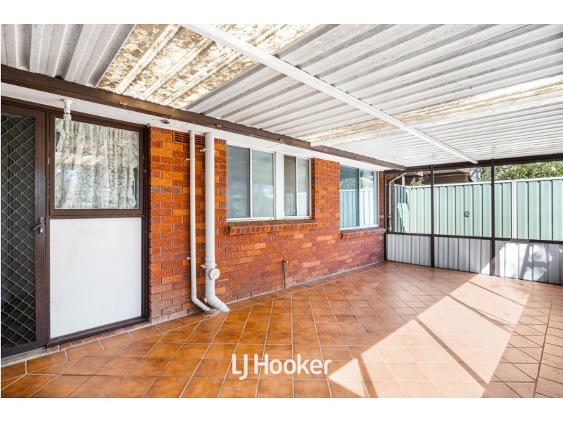 2 Tucks Road, Toongabbie NSW 2146