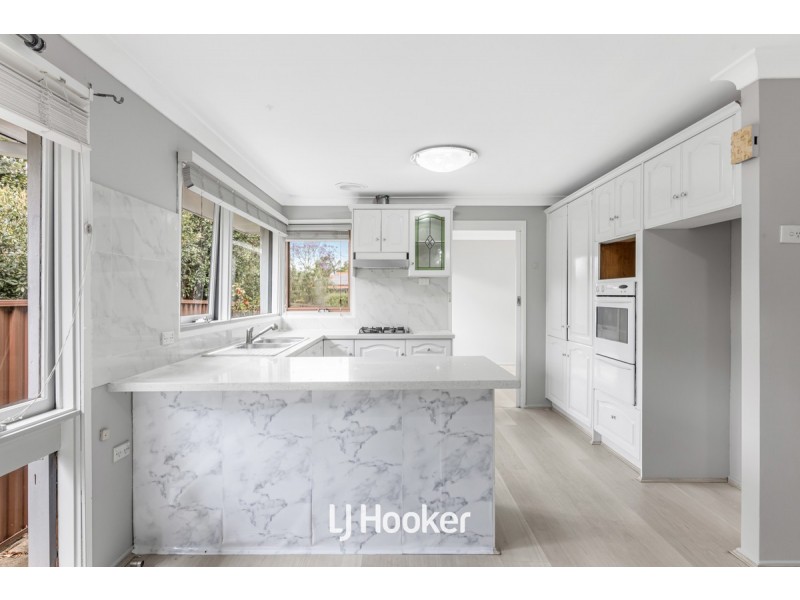 90 Greenmeadows Crescent, Toongabbie NSW 2146