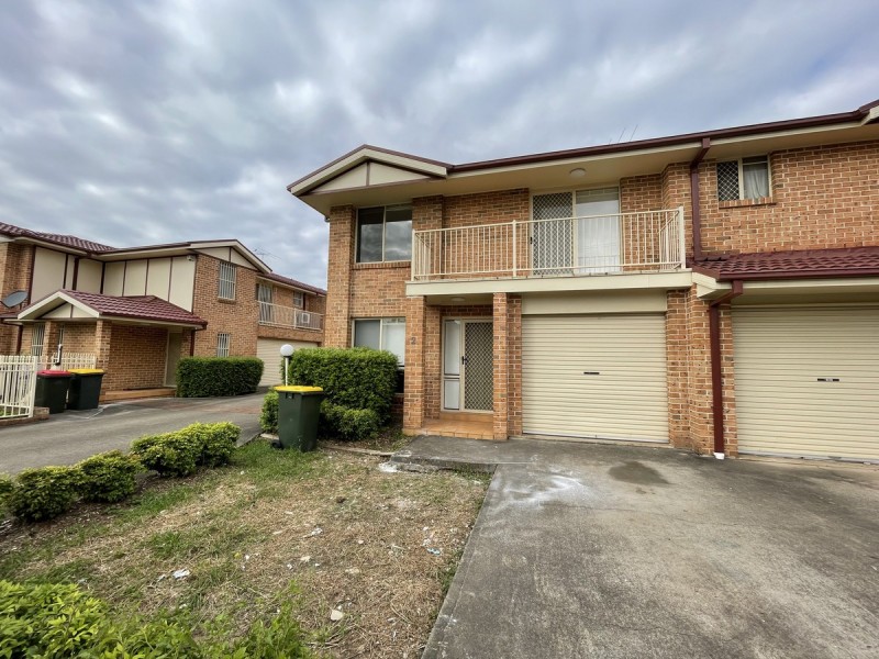 2/14-16 Marcia Street, Toongabbie NSW 2146