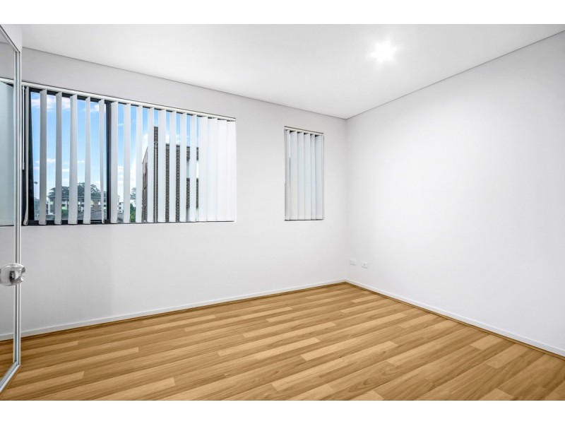 13/3-5 Linden Street, Toongabbie NSW 2146