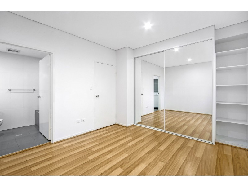 13/3-5 Linden Street, Toongabbie NSW 2146