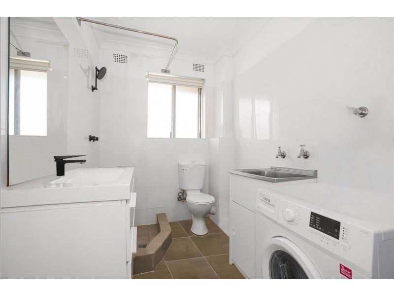 4/43 Aurelia Street, Toongabbie NSW 2146