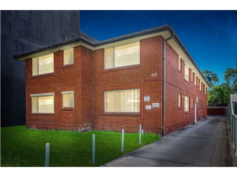 4/43 Aurelia Street, Toongabbie NSW 2146