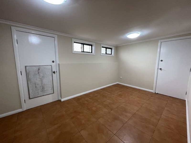 2/34 Normac Road, Girraween NSW 2145