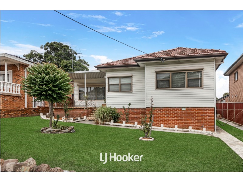 82 Magowar Road, Girraween NSW 2145