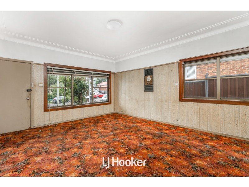 82 Magowar Road, Girraween NSW 2145