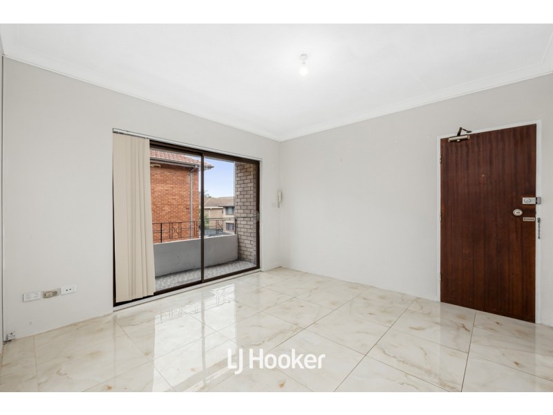 5/12 Allen Street, Harris Park NSW 2150