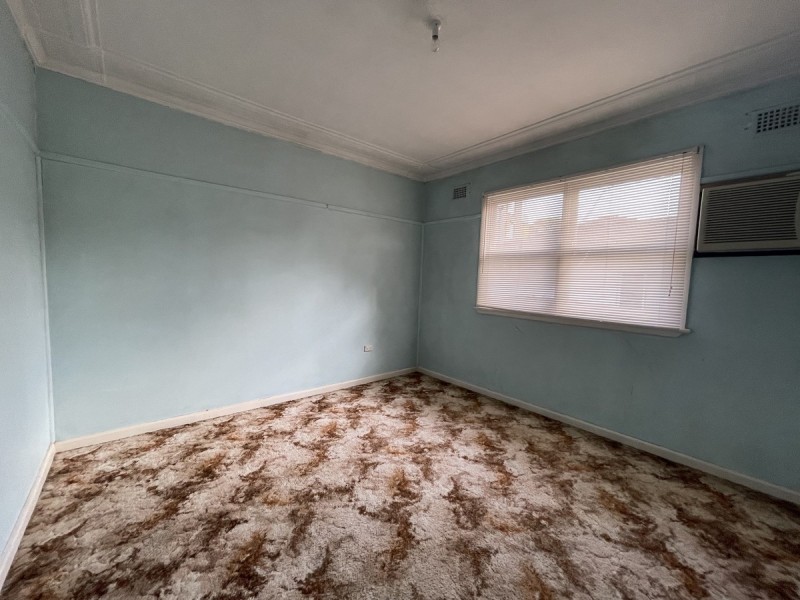 24 Junia Avenue, Toongabbie NSW 2146