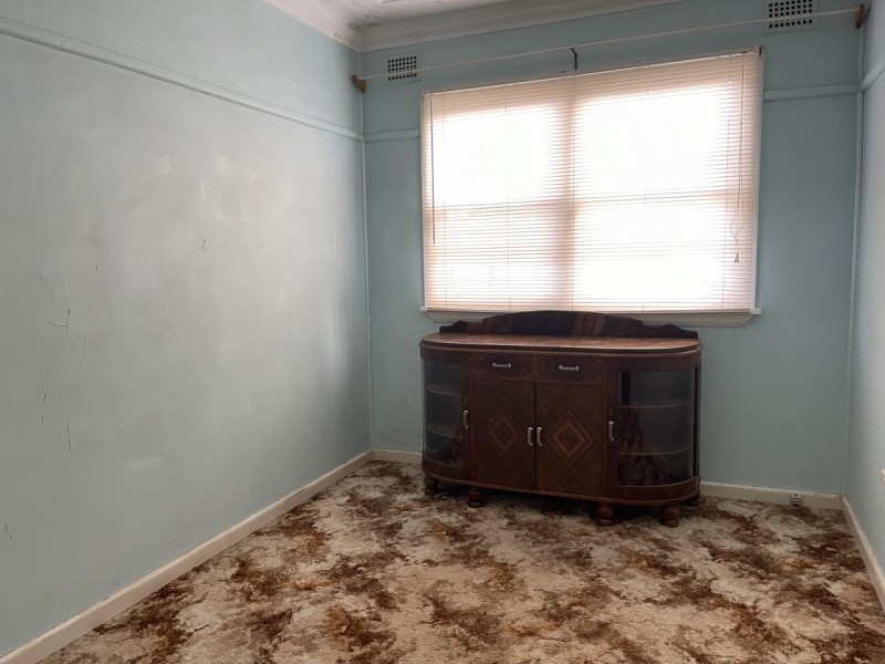 24 Junia Avenue, Toongabbie NSW 2146