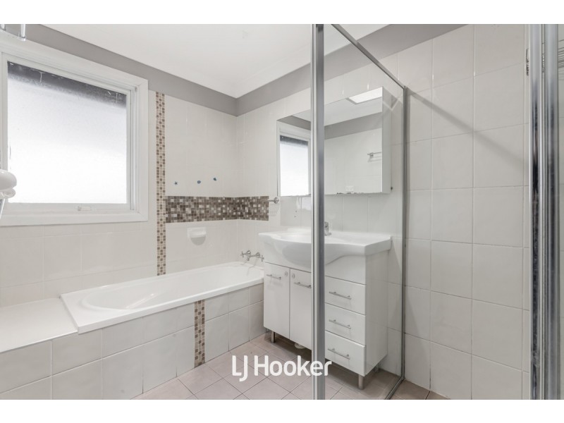 90 Greenmeadows Crescent, Toongabbie NSW 2146