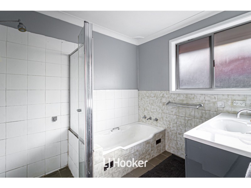 10 Bora Place, Toongabbie NSW 2146