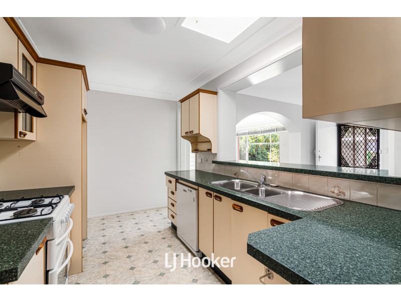 27 Apple Street, Constitution Hill NSW 2145