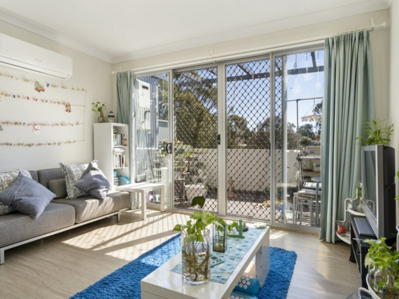 17/4-6 Junia Avenue, Toongabbie NSW 2146