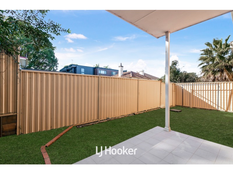 1/27 Hart Drive, Wentworthville NSW 2145