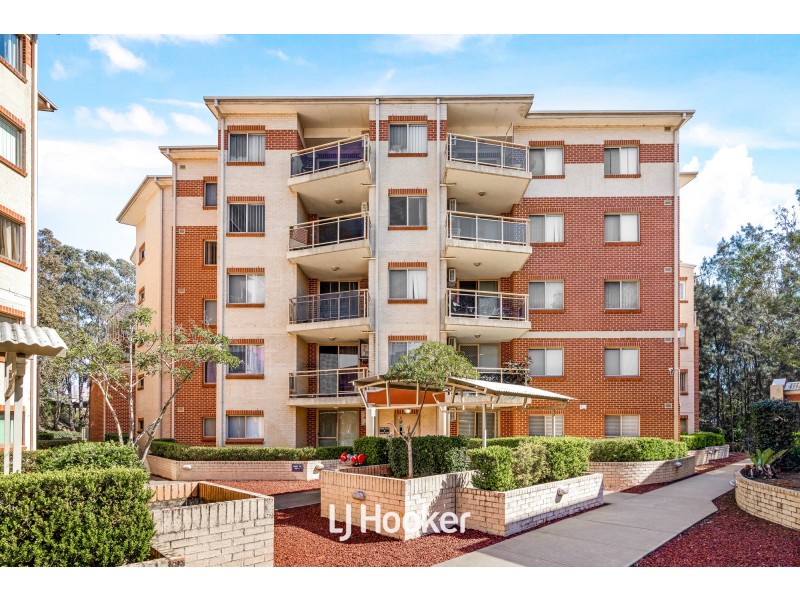 43/2 Wentworth Avenue, Toongabbie NSW 2146