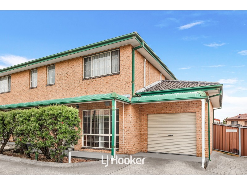 4/113 Metella Road, Toongabbie NSW 2146