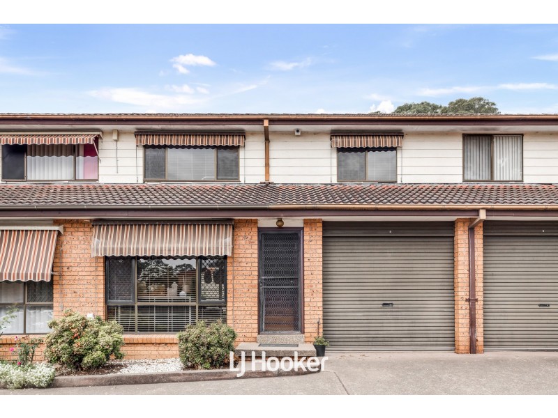 5/10 Gilba Road, Pendle Hill NSW 2145