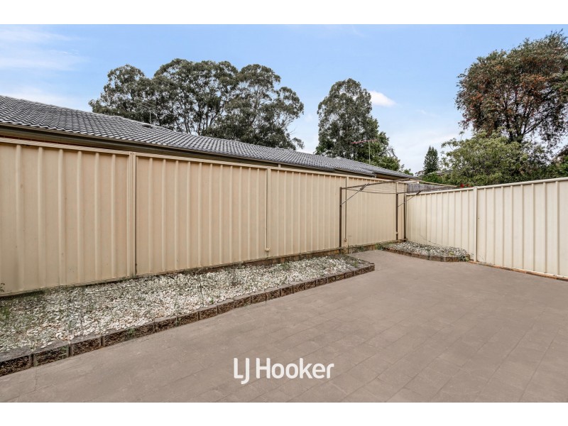 5/10 Gilba Road, Pendle Hill NSW 2145