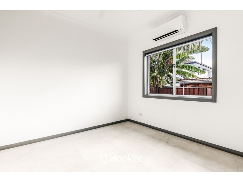 27a Derbyshire Avenue, Toongabbie NSW 2146