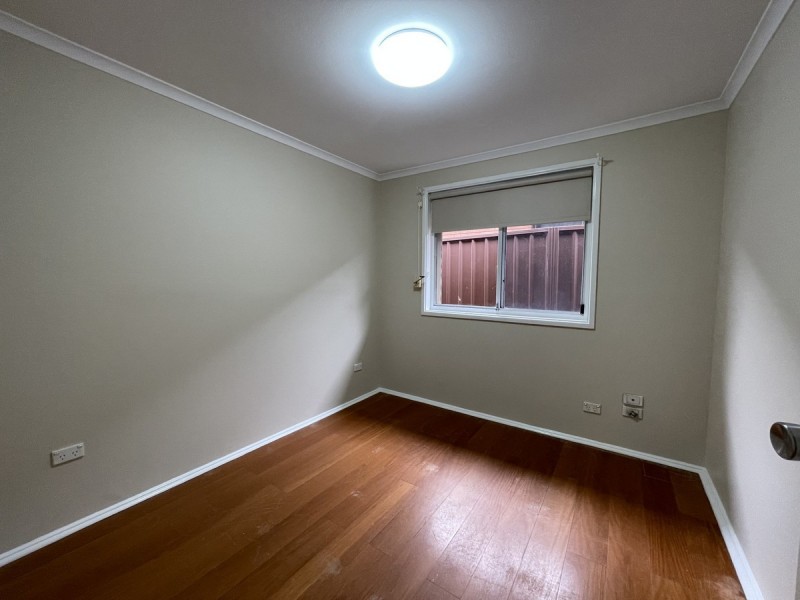 2/34 Normac Road, Girraween NSW 2145