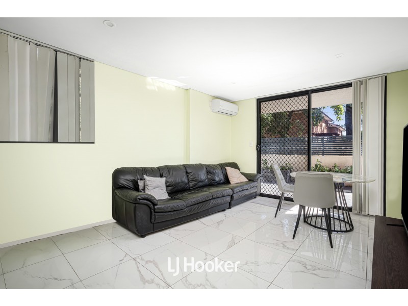 18/8-10 Octavia Street, Toongabbie NSW 2146