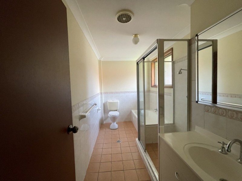 6/104 Metella Road, Toongabbie NSW 2146