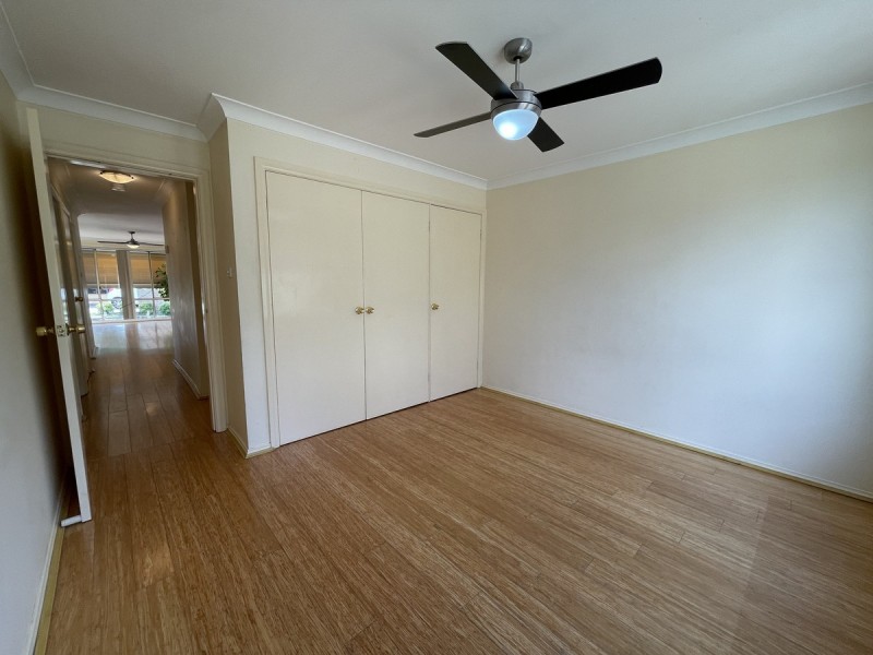 2/43A Carinya Road, Girraween NSW 2145