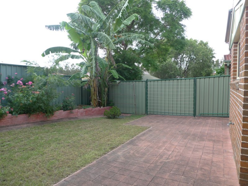 1/104-106 Metella Road, Toongabbie NSW 2146