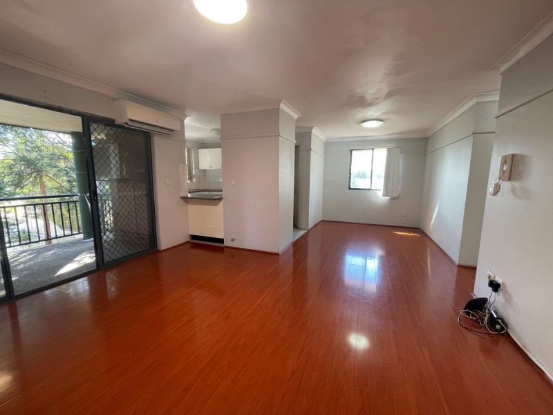 24/245 Targo Road, Toongabbie NSW 2146