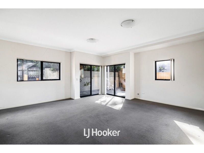 1/27 Hart Drive, Constitution Hill NSW 2145