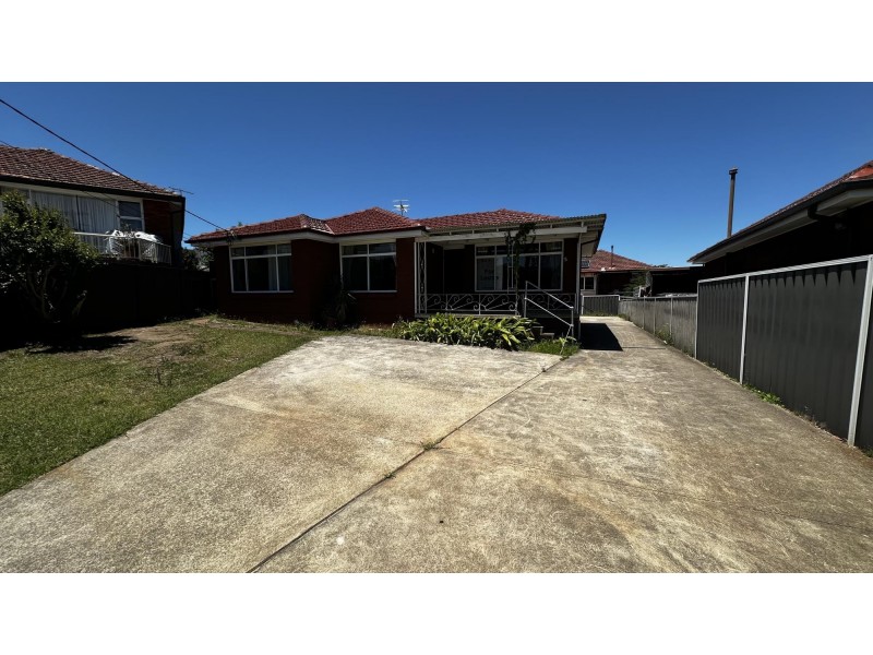 5 Croft Avenue, Merrylands NSW 2160