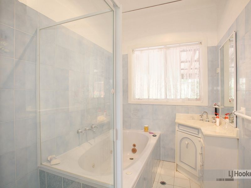 8 Maple Place, Constitution Hill NSW 2145