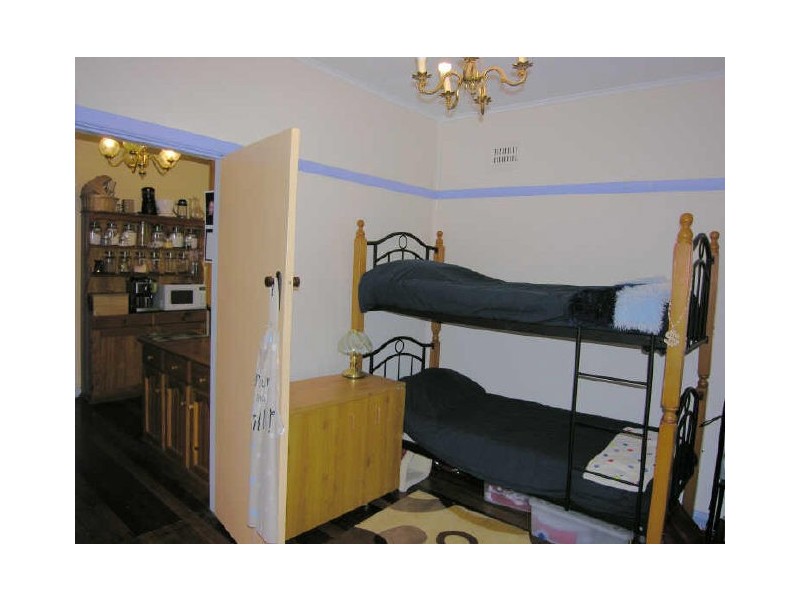 32 Valeria Street, Toongabbie NSW 2146