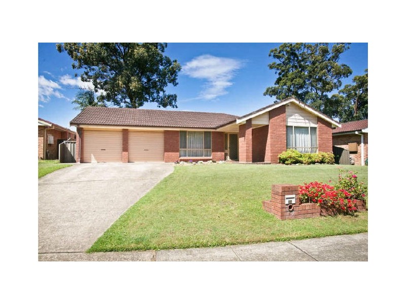 15 Austin Woodbury Place, Toongabbie NSW 2146
