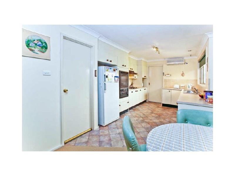 15 Austin Woodbury Place, Toongabbie NSW 2146