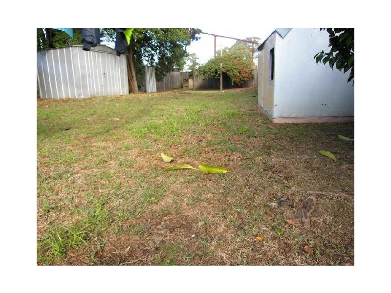 28 Station Road, Toongabbie NSW 2146