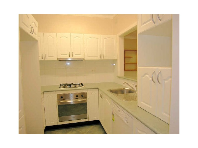 11 Merryl Avenue, Old Toongabbie NSW 2146