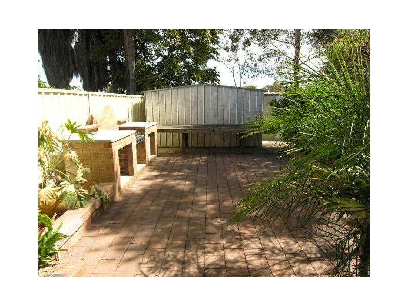 11 Merryl Avenue, Old Toongabbie NSW 2146