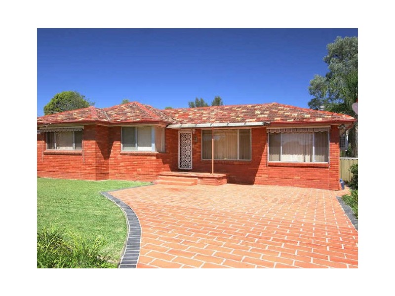 32 Oklahoma Avenue, Toongabbie NSW 2146