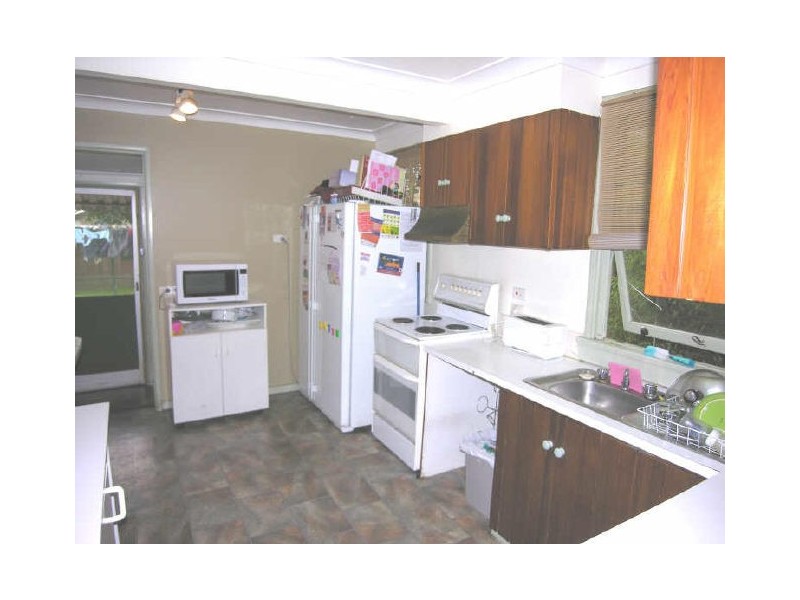 72 Bryson Street, Toongabbie NSW 2146