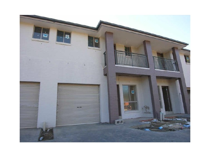 2/169 Cornelia Road, Toongabbie NSW 2146