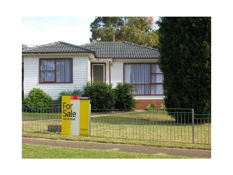 1 Calaby Street, Toongabbie NSW 2146